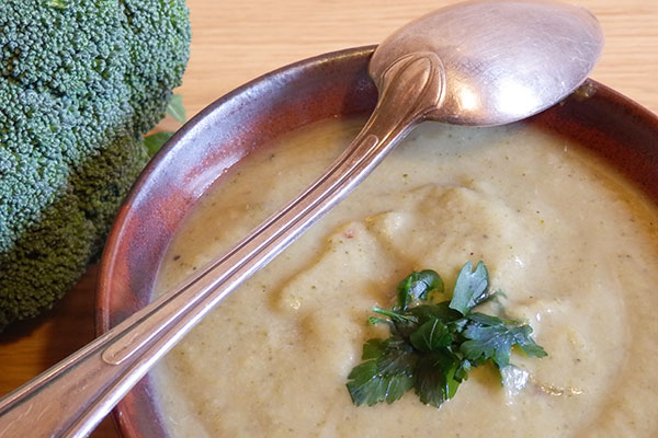 Velouté de brocoli à la châtaigne