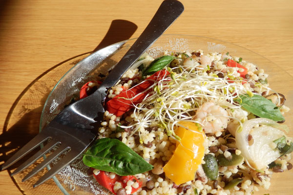 Salade de millet et lentilles aux poivrons