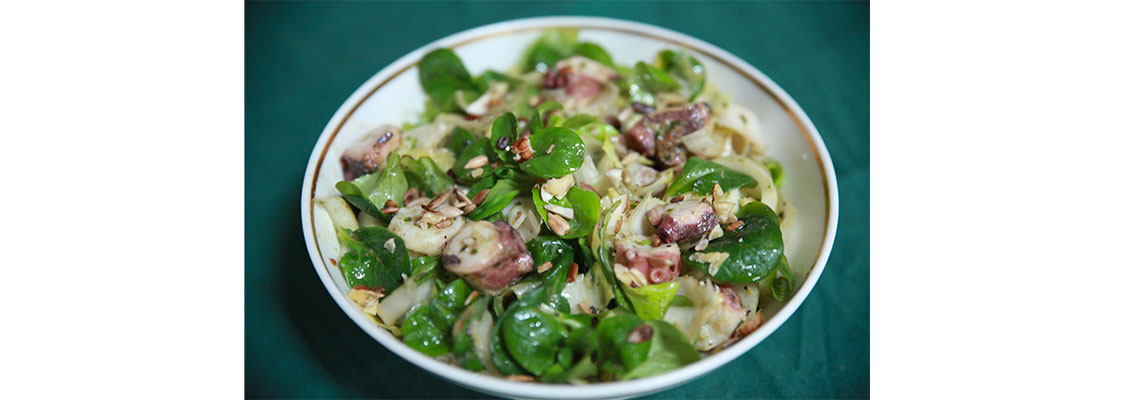 Salade endive et mâche au pesto vert